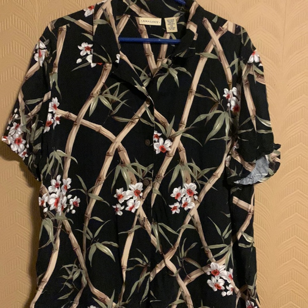 Analogy Button Down Top Size 2x - image 1